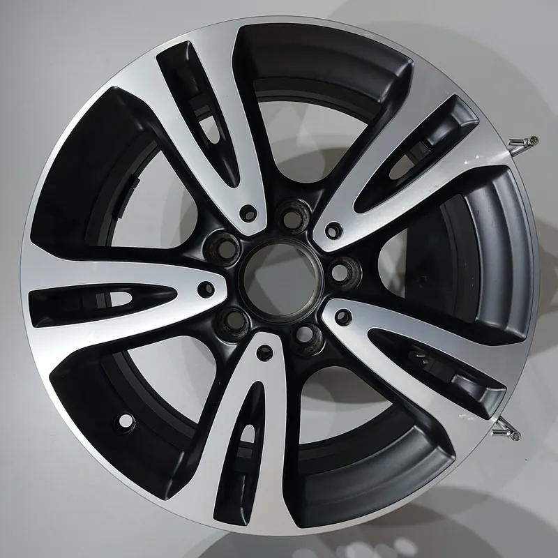 Zniżka Felga 16 5×112 Mercedes 6,5Jx16 ET49 A2464010000 OE (F512845-27)