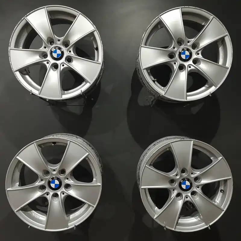 Zniżka Felgi 16 5×120 BMW Seria 1 E81, E87 (F510227-1B)