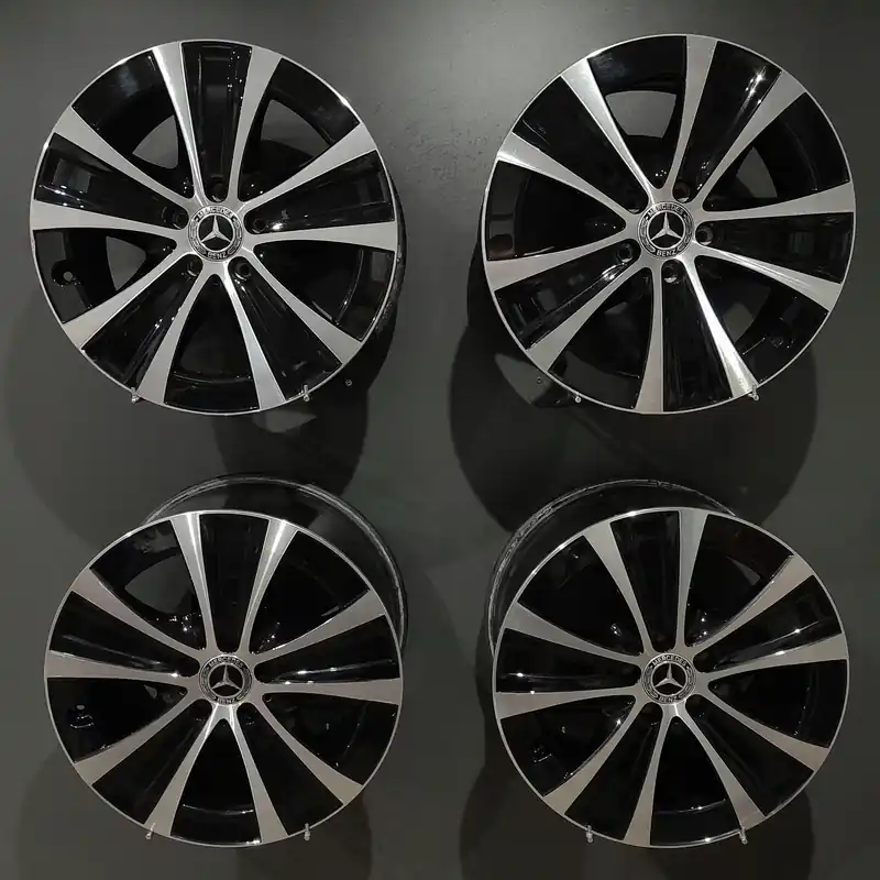 Zniżka Felgi 18 5×112 Mercedes E-Klasa W213 OE 8J 9J (F14444-40)