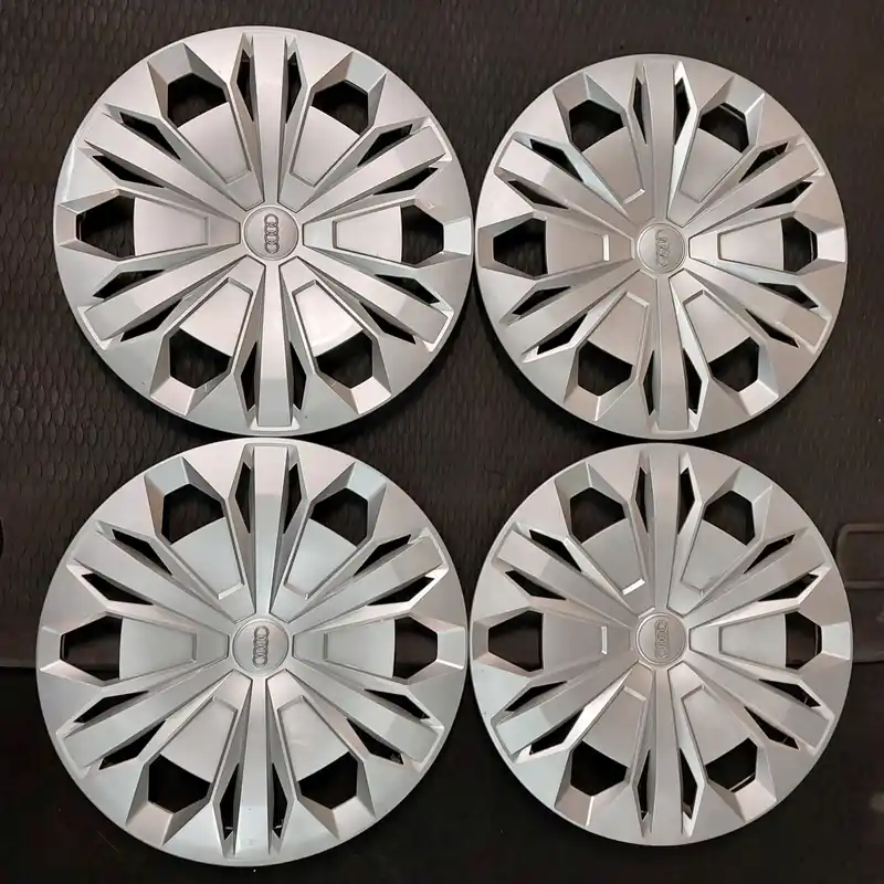 4x Kołpaki 17 Audi 83A601147 (K3055) Popularny