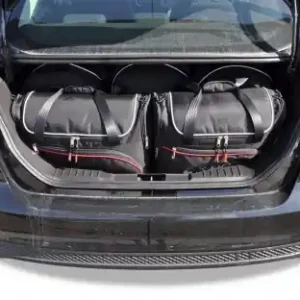 Zestaw dedykowanych toreb samochodowych do FORD FOCUS LIMOUSINE III 2011->2018 Darmowa dostawa