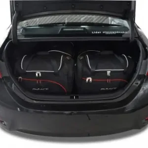 Do wyczerpania zapasów Zestaw dedykowanych toreb samochodowych do TOYOTA COROLLA LIMOUSINE XI 2013->2018