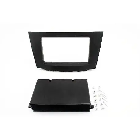 Zniżka Ramka SUZUKI KIZASHI 2010- CZARNA